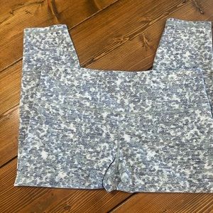 Athleta leggings blue/grey crop length